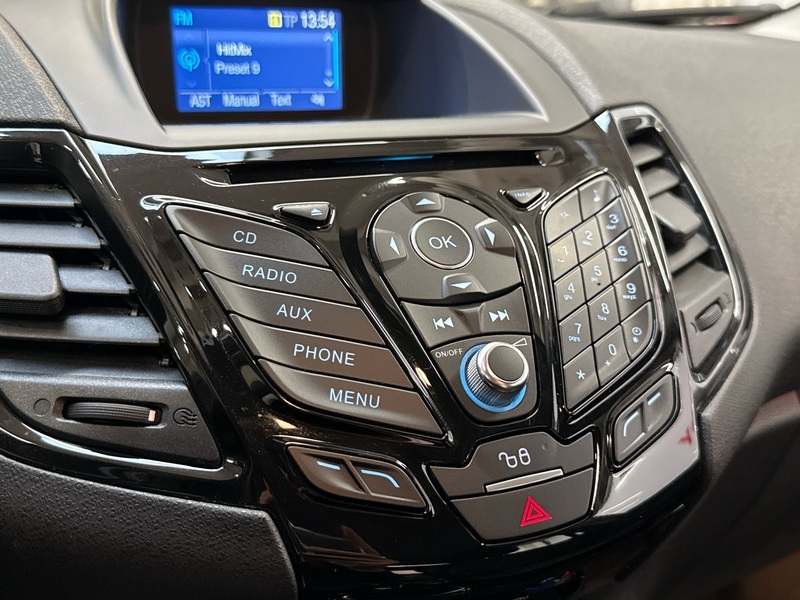 Ford Fiesta vaihtoauto