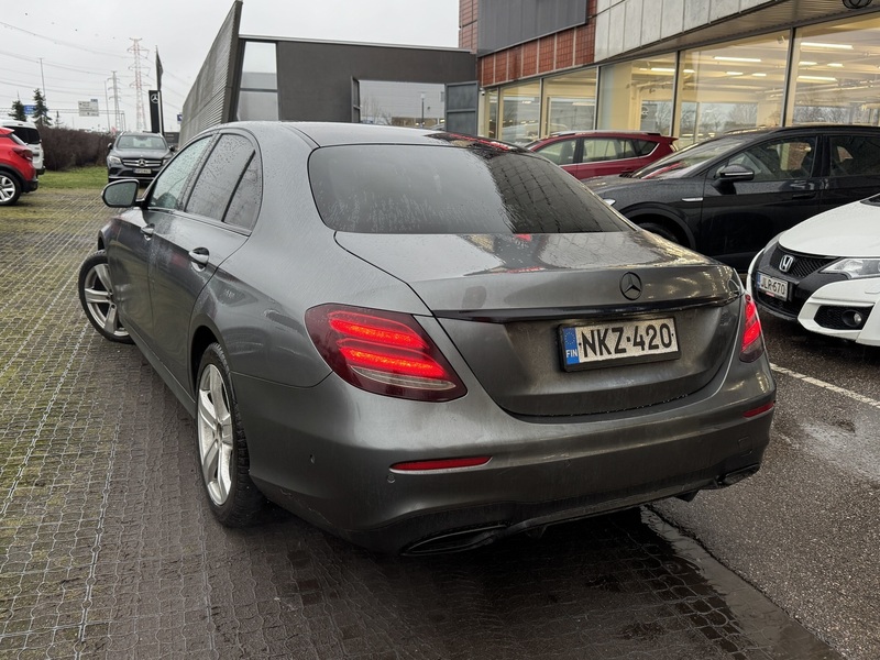 Mercedes-Benz E vaihtoauto