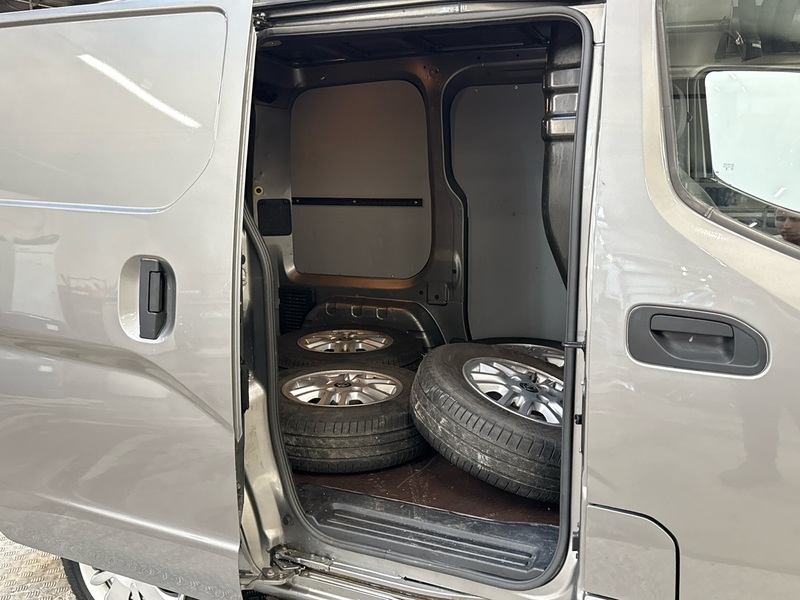 Nissan NV200 vaihtoauto