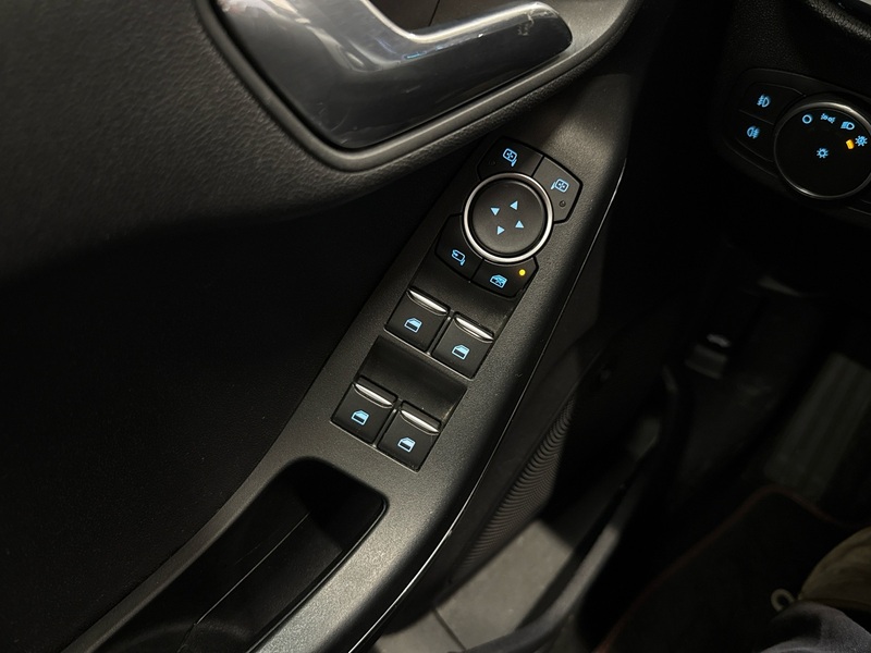 Ford Fiesta vaihtoauto