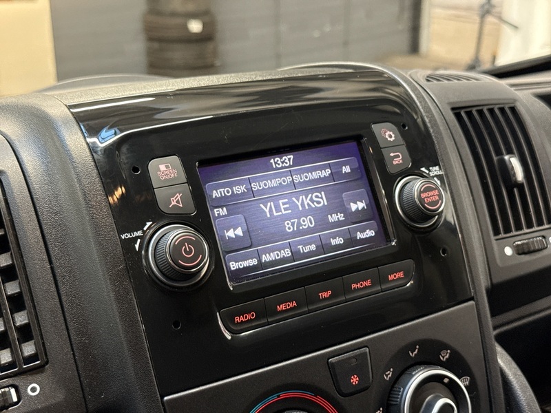 Peugeot Boxer vaihtoauto