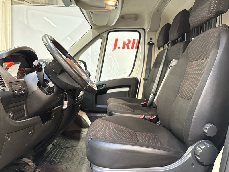 Peugeot Boxer vaihtoauto