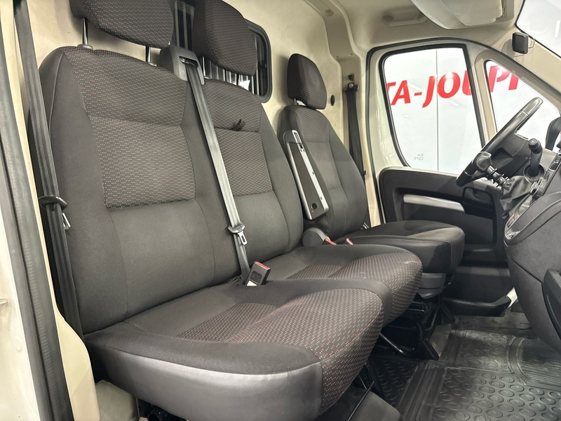 Peugeot Boxer vaihtoauto