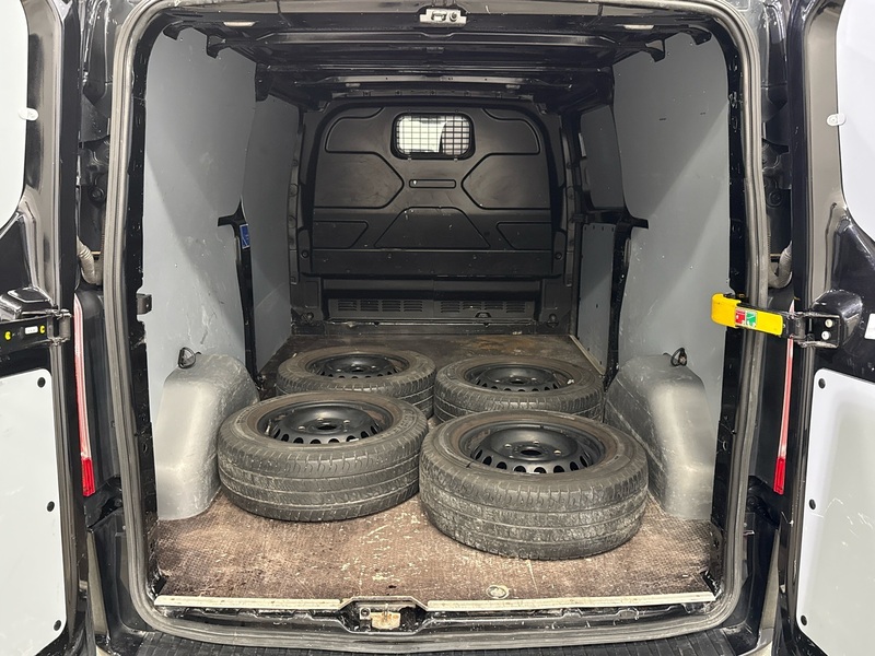 Ford Transit Custom vaihtoauto