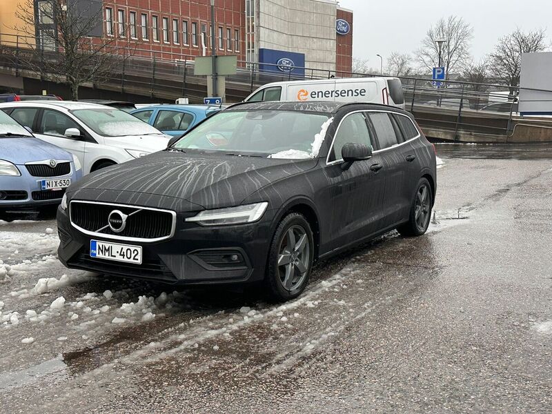 Volvo V60 vaihtoauto