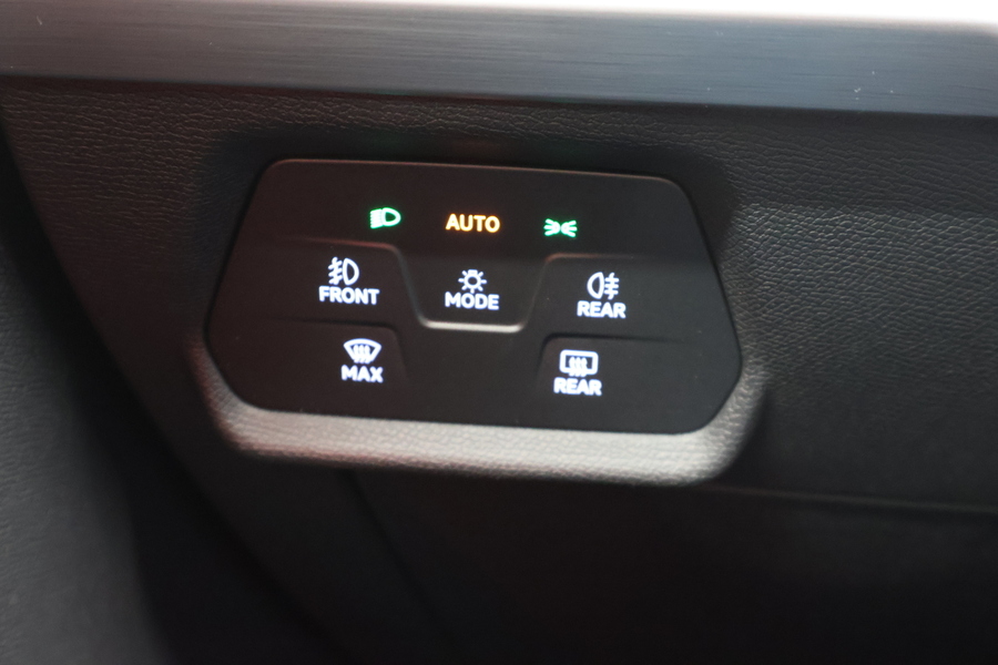 SEAT Leon vaihtoauto