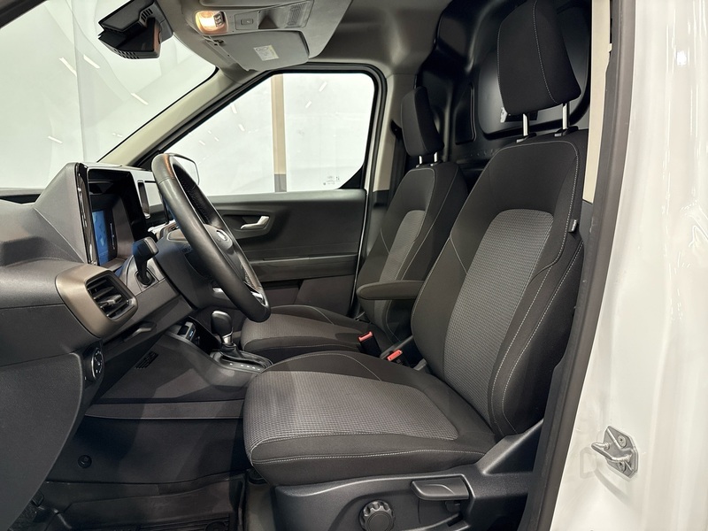 Ford Transit Courier vaihtoauto