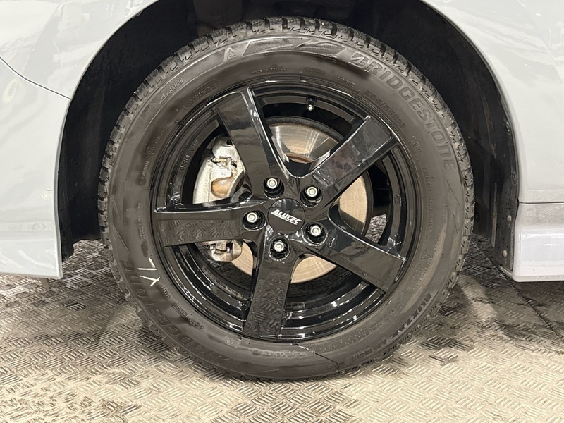 Nissan Leaf vaihtoauto