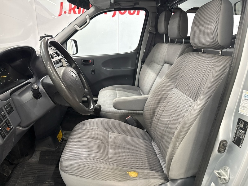 Toyota Hiace vaihtoauto