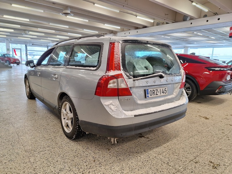 Volvo V70 vaihtoauto