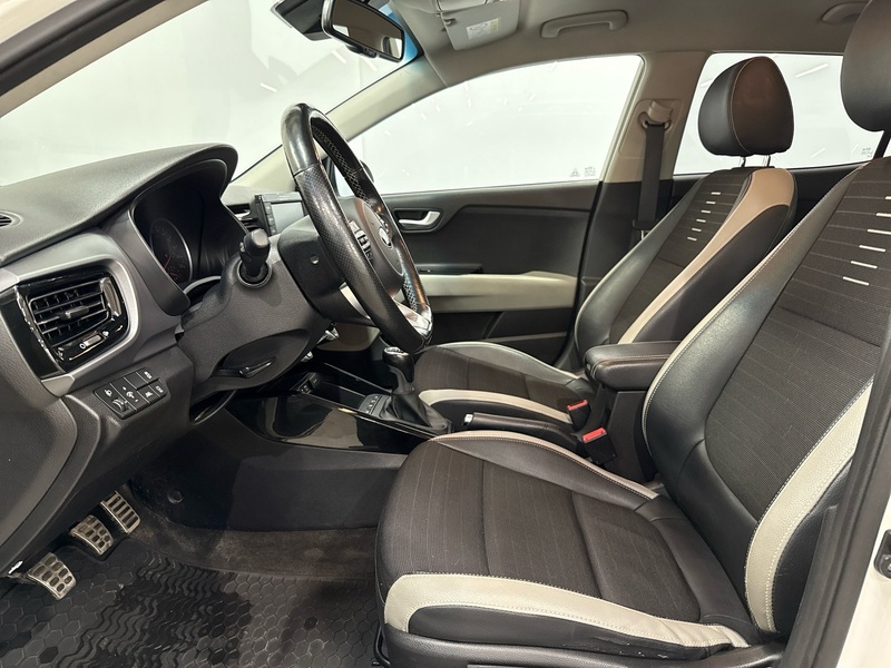 Kia Stonic vaihtoauto