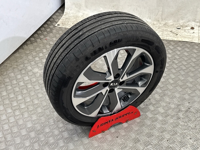 Kia Stonic vaihtoauto