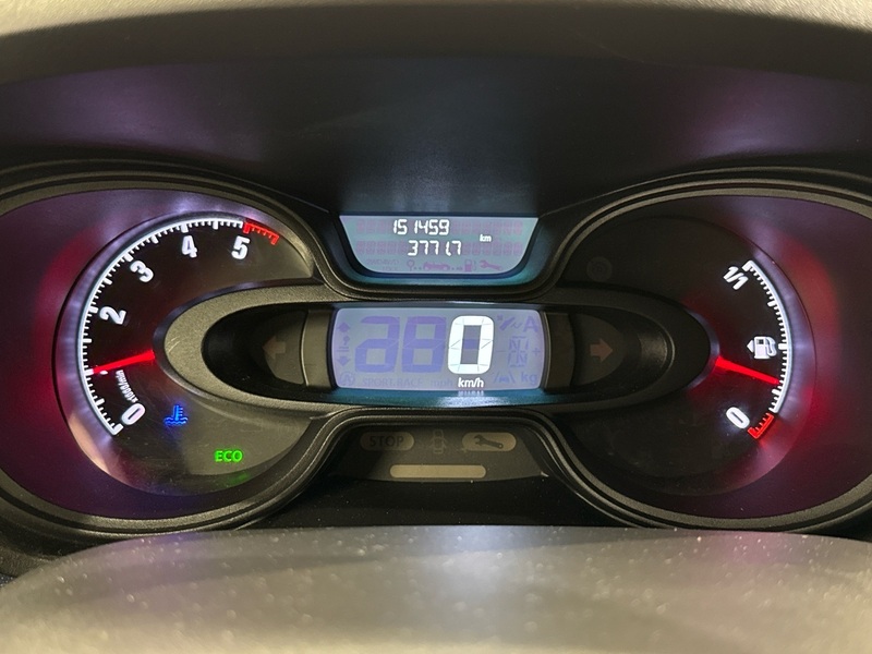 Opel Vivaro vaihtoauto