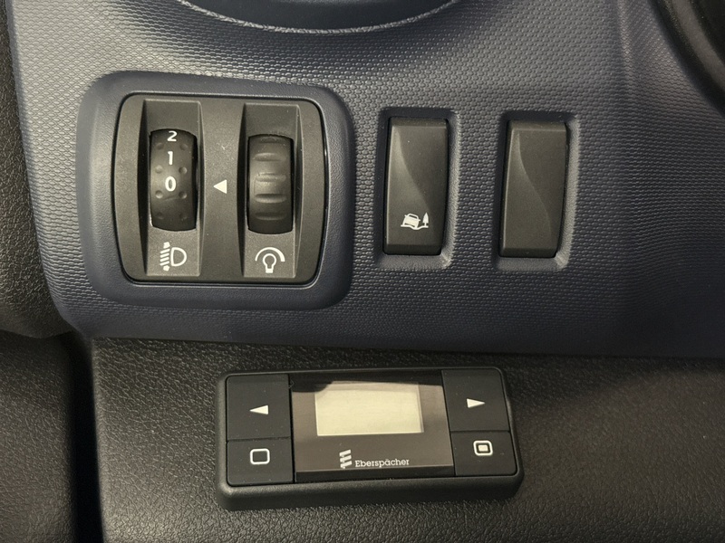 Opel Vivaro vaihtoauto