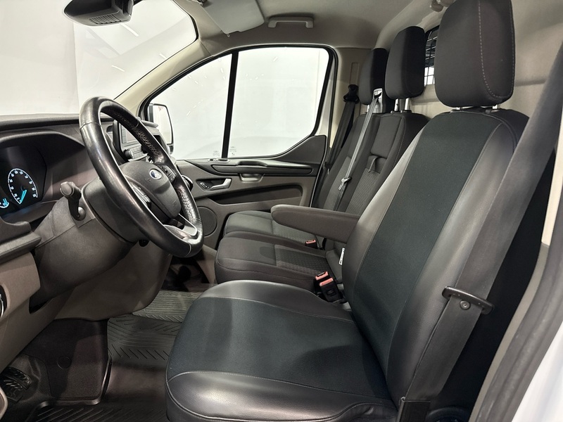 Ford Transit Custom vaihtoauto