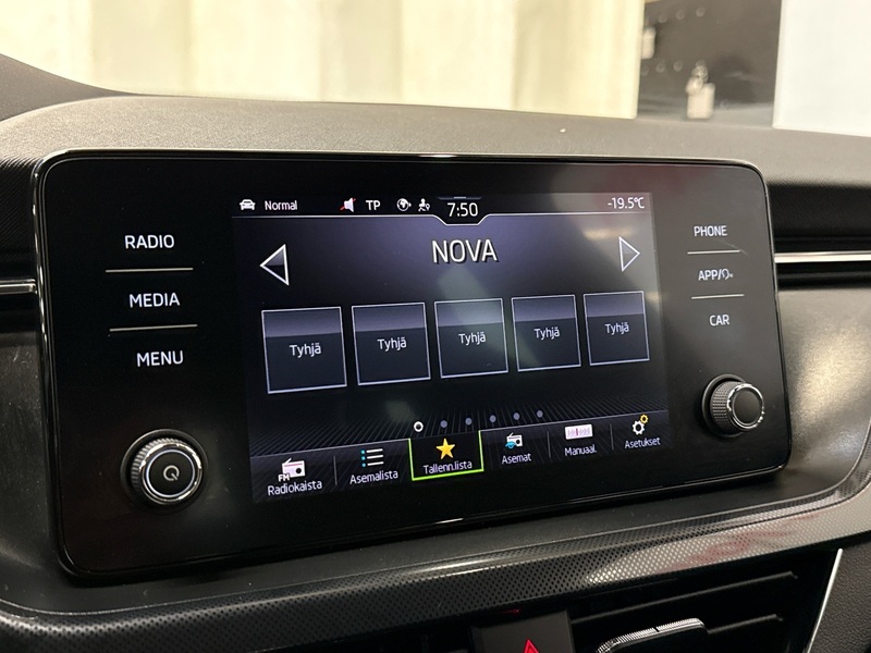 Skoda Kamiq vaihtoauto