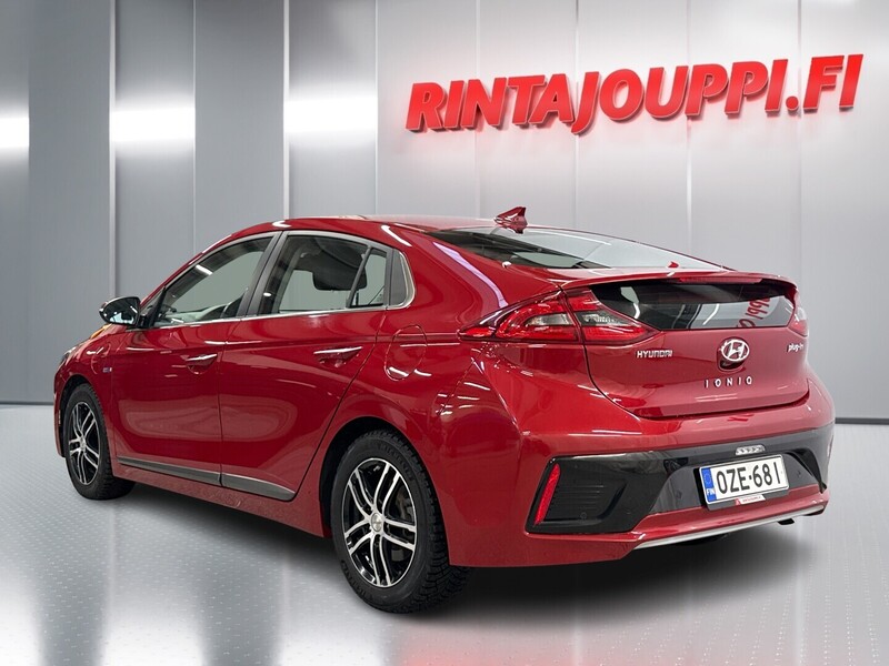 Hyundai IONIQ plug-in vaihtoauto