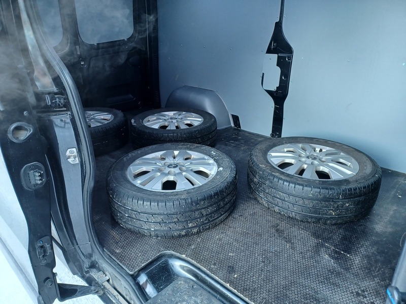 Renault Trafic vaihtoauto