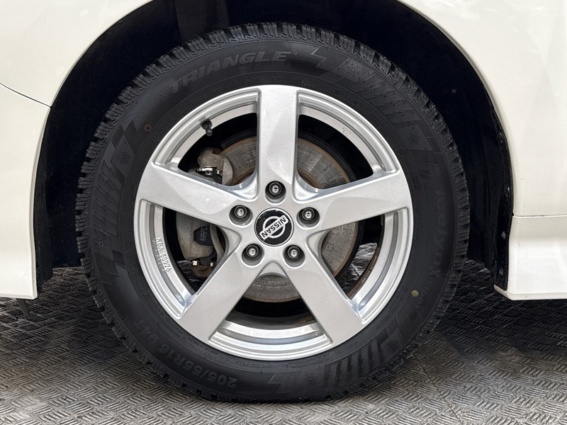 Nissan Leaf vaihtoauto