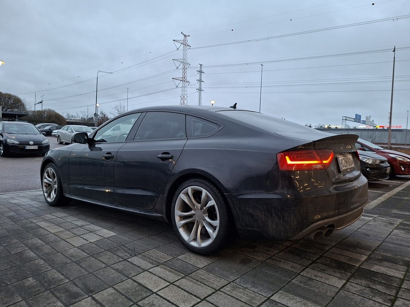 Audi S5 vaihtoauto