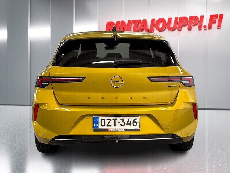 Opel Astra vaihtoauto
