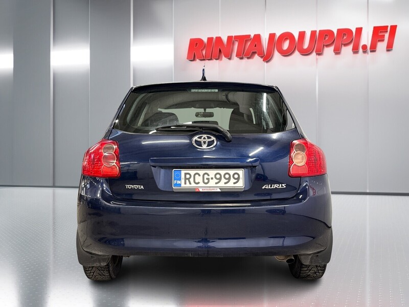 Toyota Auris vaihtoauto