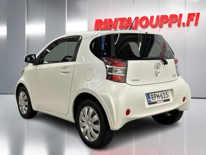 Toyota iQ vaihtoauto