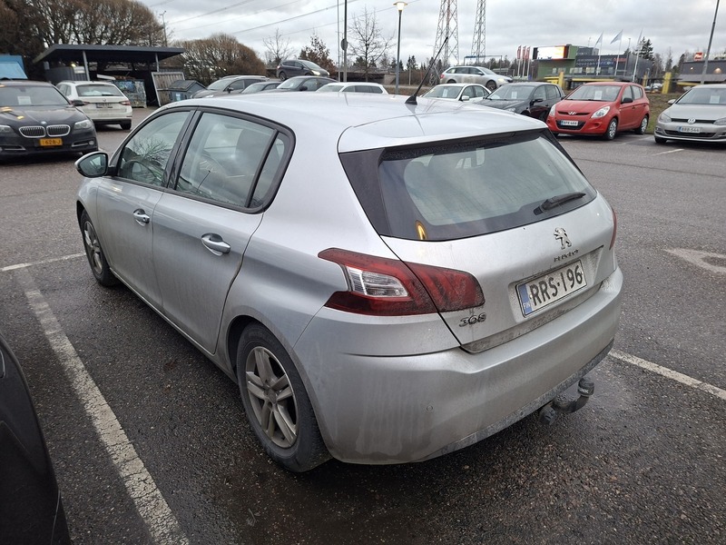 Peugeot 308 vaihtoauto