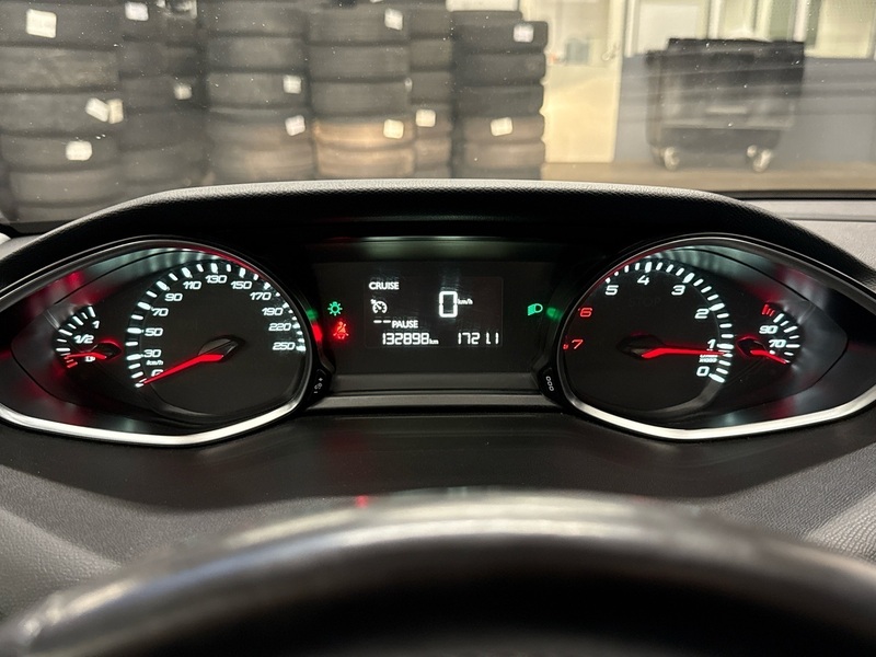 Peugeot 308 vaihtoauto