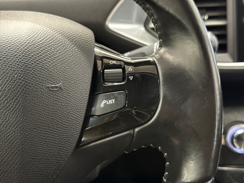 Peugeot 308 vaihtoauto