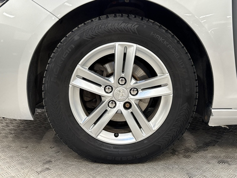 Peugeot 308 vaihtoauto