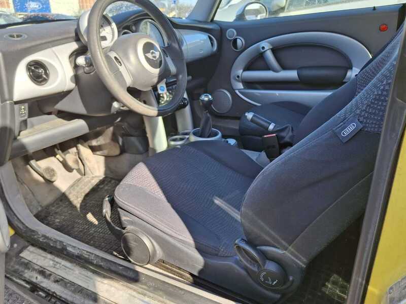 Mini Cooper vaihtoauto