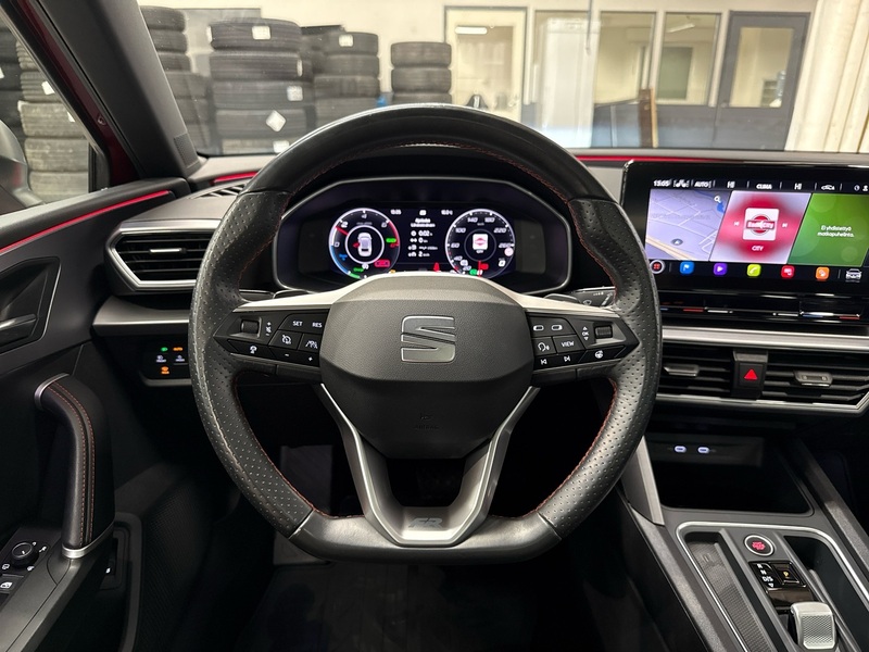 SEAT Leon Sportstourer vaihtoauto