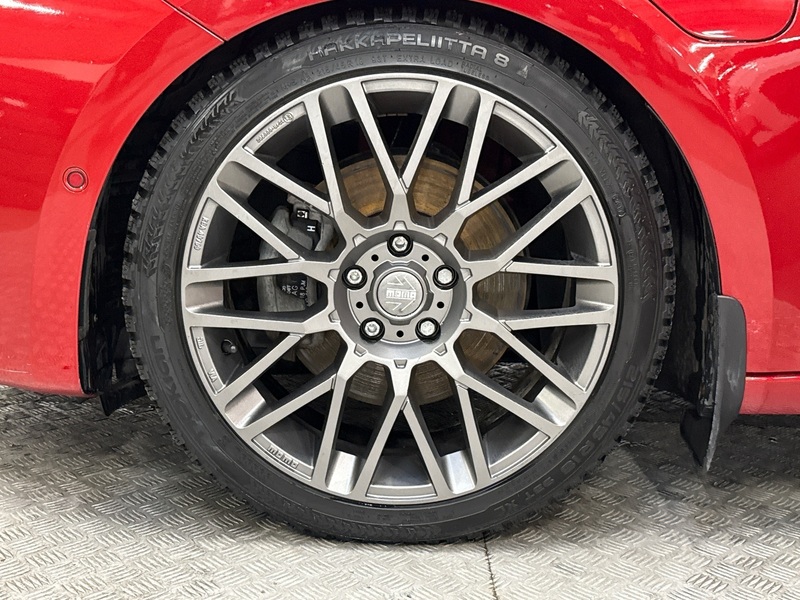 SEAT Leon Sportstourer vaihtoauto