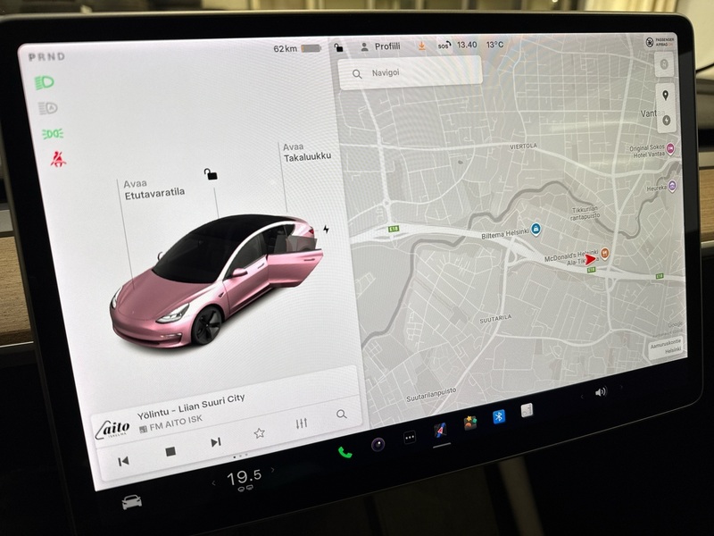 Tesla Model 3 vaihtoauto