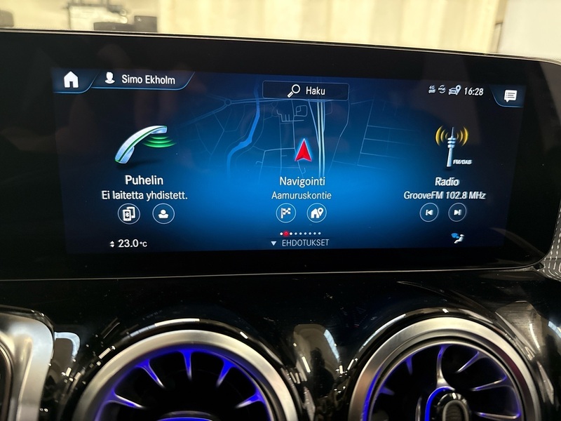 Mercedes-Benz EQB vaihtoauto