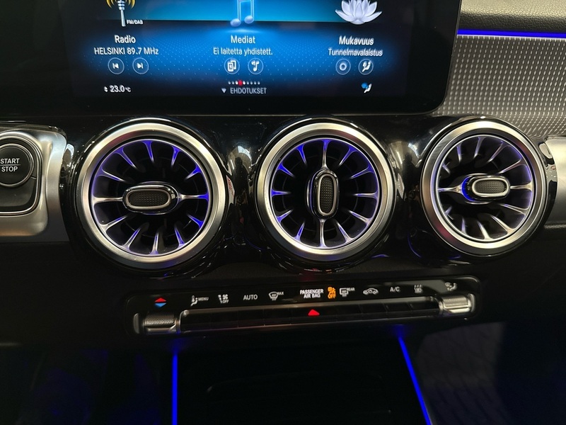 Mercedes-Benz EQB vaihtoauto