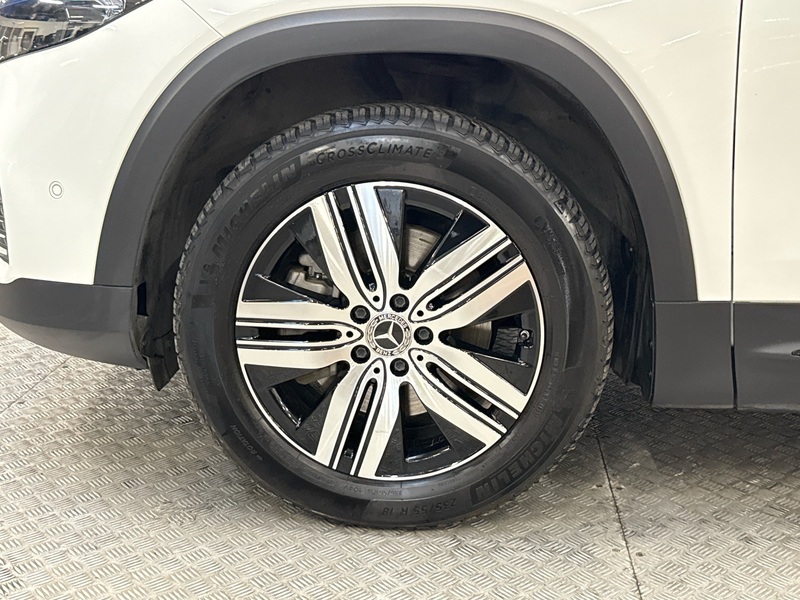 Mercedes-Benz EQB vaihtoauto