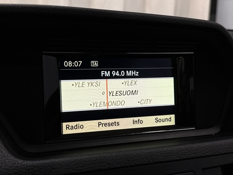 Mercedes-Benz E vaihtoauto