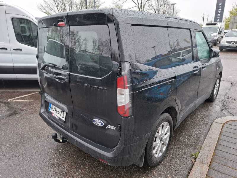 Ford Transit Courier vaihtoauto