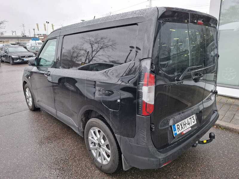Ford Transit Courier vaihtoauto