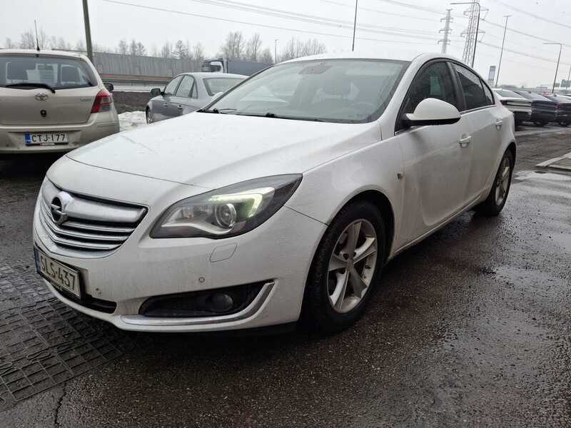 Opel Insignia vaihtoauto