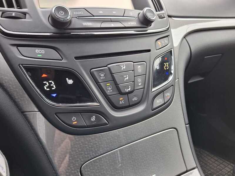 Opel Insignia vaihtoauto