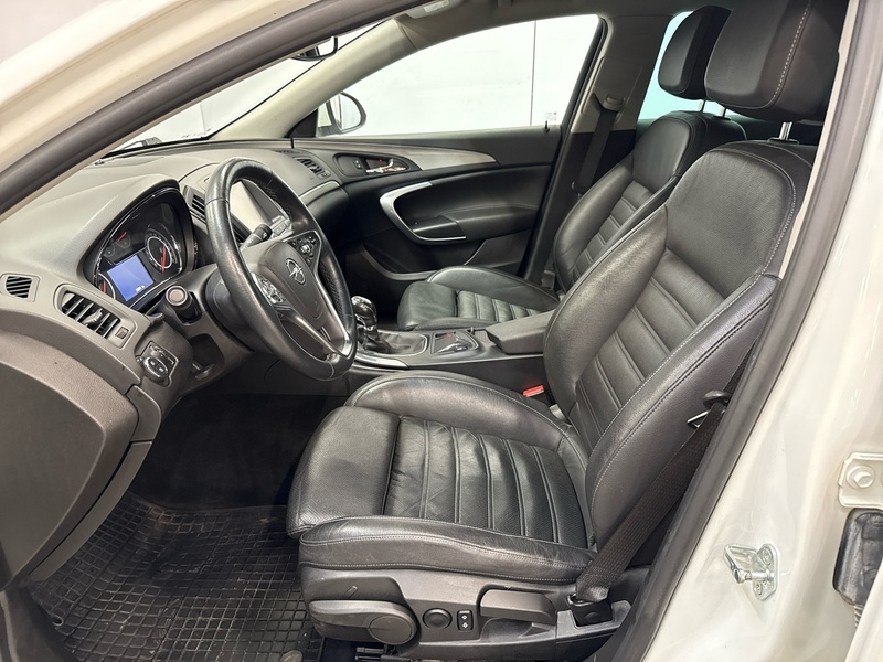 Opel Insignia vaihtoauto