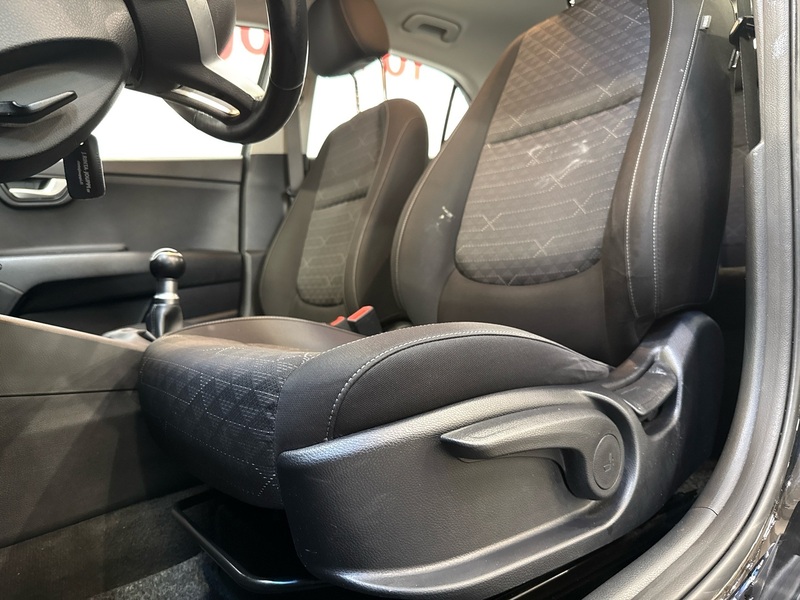 Kia Rio vaihtoauto