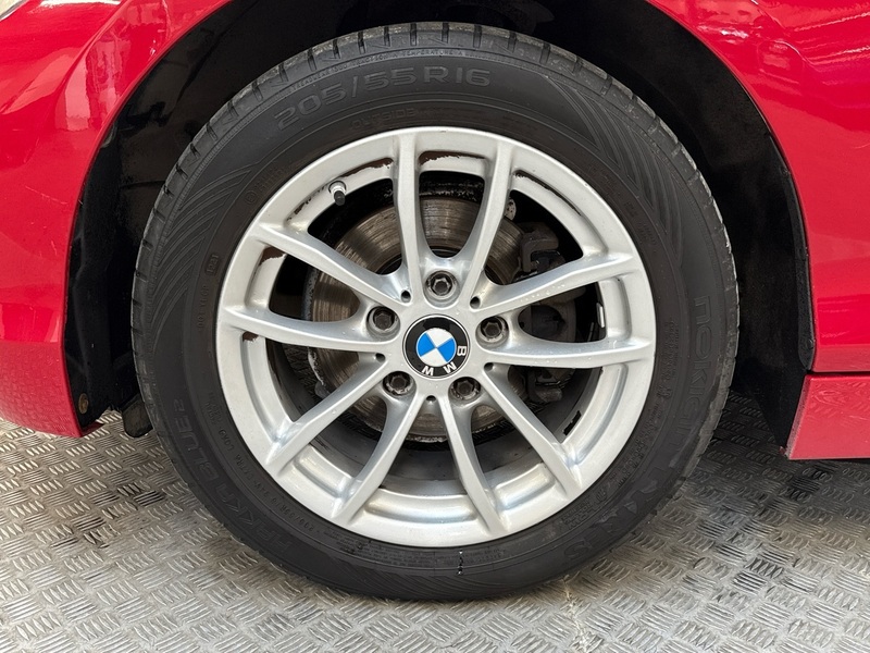 BMW 118 vaihtoauto