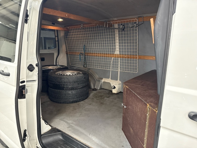 Volkswagen Transporter vaihtoauto