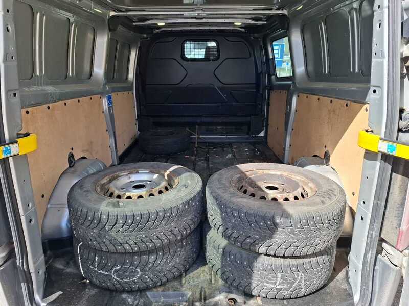 Ford Transit Custom vaihtoauto