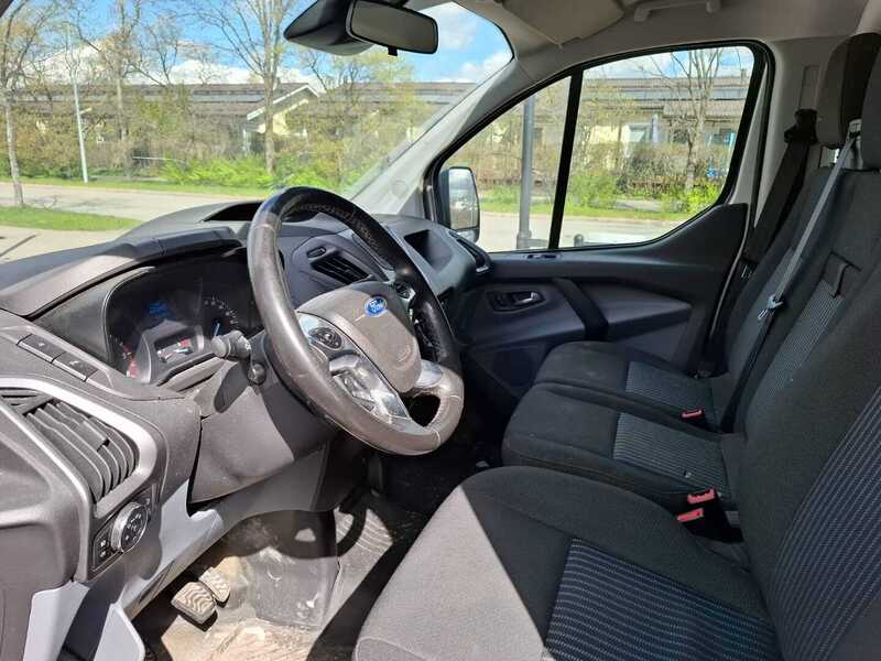 Ford Transit Custom vaihtoauto