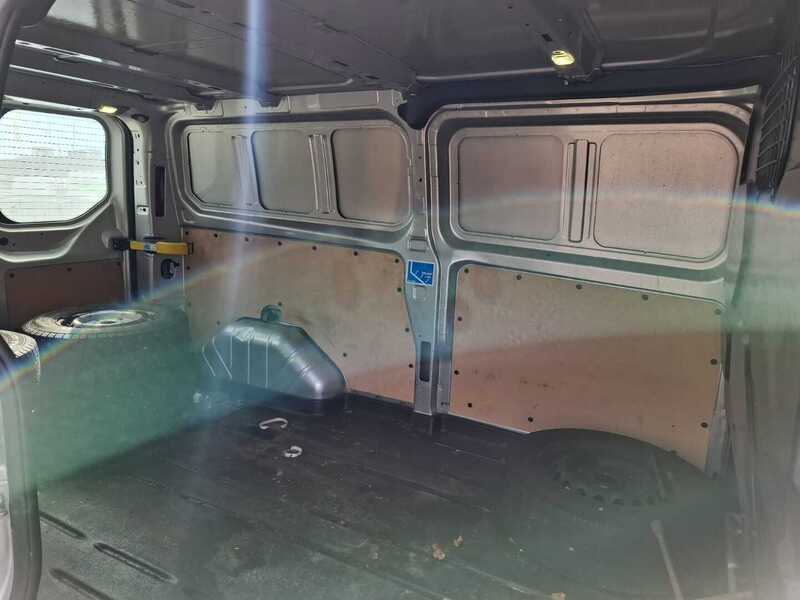 Ford Transit Custom vaihtoauto